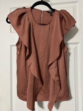 Express Women's rust brown Ruffle Sleeve top
